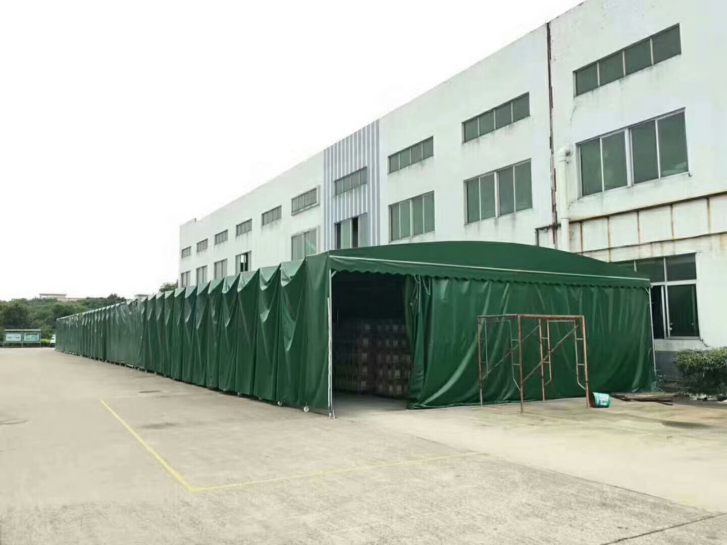 移動推拉蓬